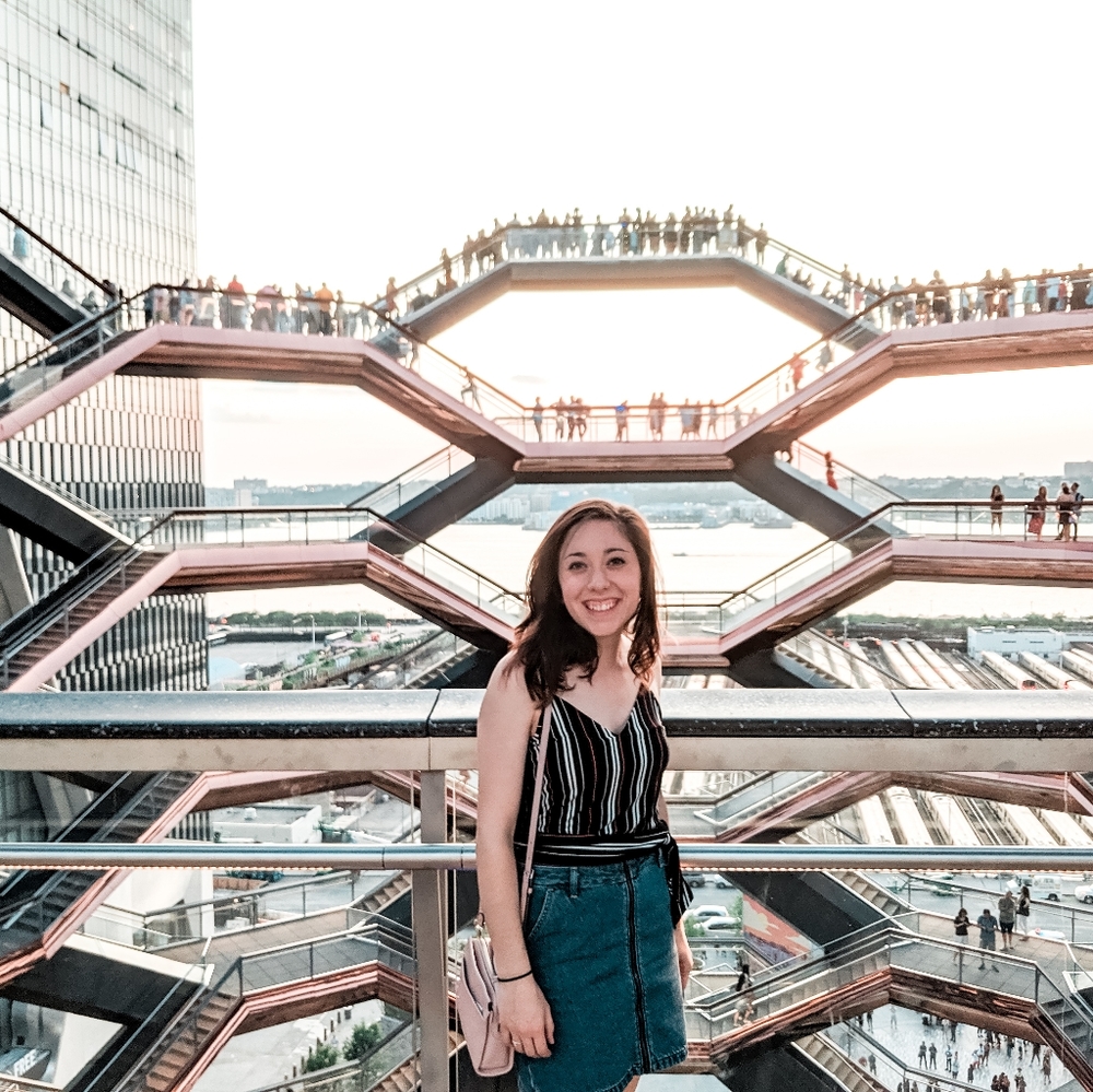 Meet your Posher, Courtney